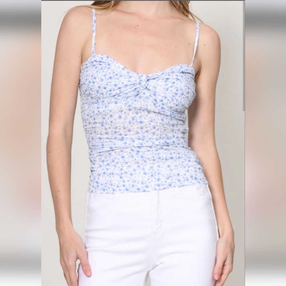 Gab & Kate Mixology Briar Floral Blue Women's Top Size M Runs Small